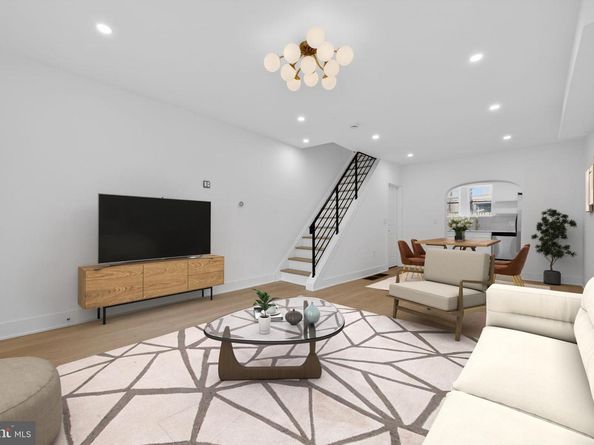 2033 S Mildred Street, Philadelphia PA 19148