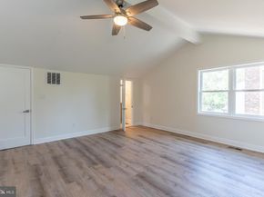230 E Juniper Avenue, Sterling VA 20164