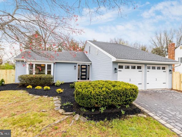 230 E Juniper Avenue, Sterling VA 20164