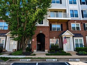 1734 Kingsgate Court 302, Alexandria VA 22302
