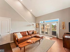 531 Carson Terrace, Huntingdon Valley PA 19006
