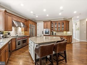 6704 Honesty Drive, Bethesda MD 20817