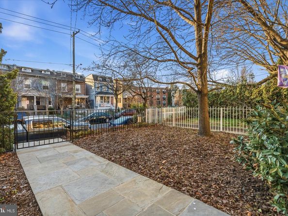 5719 13TH Street NW, Washington DC 20011