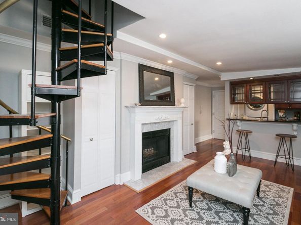 1708 Wallace Street 301, Philadelphia PA 19130