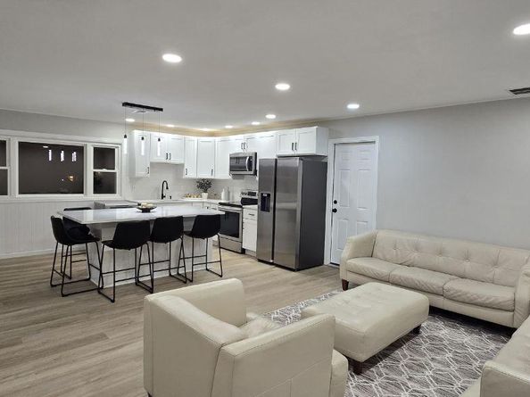 35 Beechtree Road, Levittown PA 19057