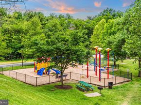 3705 S George Mason Drive 914S, Falls Church VA 22041
