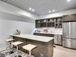 9604 Pembroke Place, Vienna VA 22182