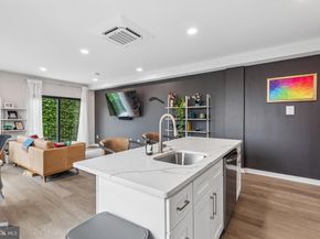 1648-50 Ridge Avenue 302, Philadelphia PA 19130