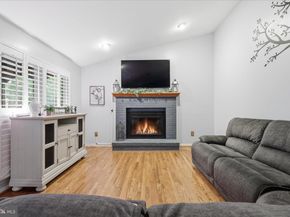 1498 Powells Tavern Place, Herndon VA 20170