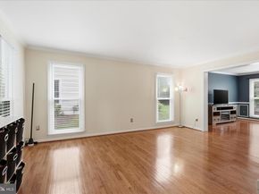 1498 Powells Tavern Place, Herndon VA 20170