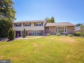925 Big Oak Road, Yardley PA 19067
