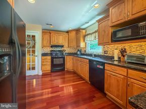 925 Big Oak Road, Yardley PA 19067
