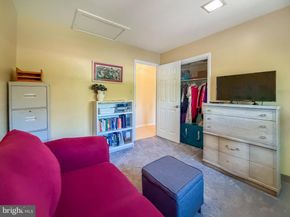 925 Big Oak Road, Yardley PA 19067