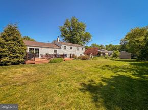 925 Big Oak Road, Yardley PA 19067