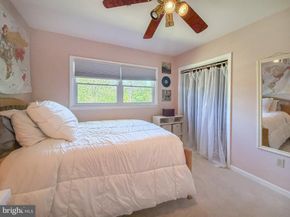 925 Big Oak Road, Yardley PA 19067