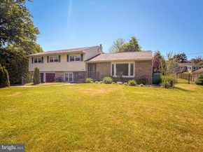 925 Big Oak Road, Yardley PA 19067