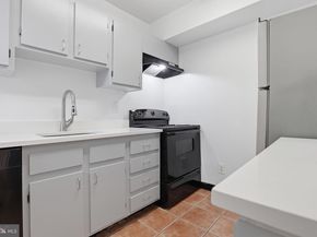 3740 39TH Street NW F156, Washington DC 20016