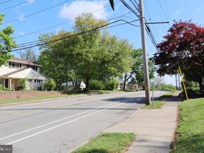 1317 Fitzwatertown Road, Abington PA 19001