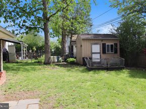 1317 Fitzwatertown Road, Abington PA 19001