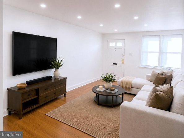 7556 Brentwood Road, Philadelphia PA 19151