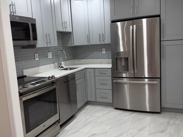 3816 V Street SE 102, Washington DC 20020