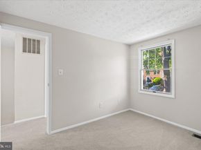 7914 Tyson Oaks Circle, Vienna VA 22182