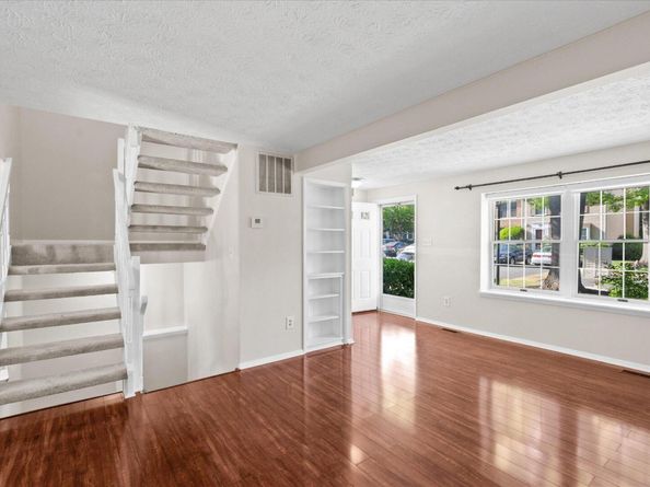 7914 Tyson Oaks Circle, Vienna VA 22182