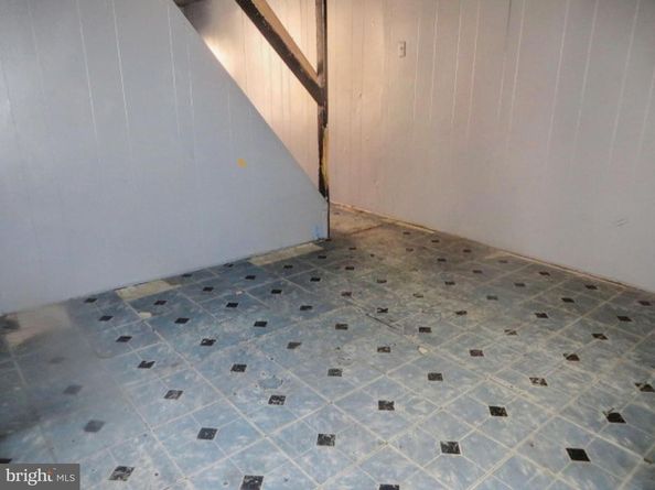 438 E Auburn Street, Philadelphia PA 19134