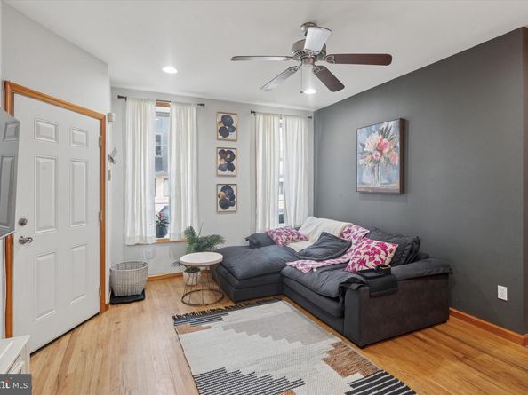 1522 Brown Street 1, Philadelphia PA 19130