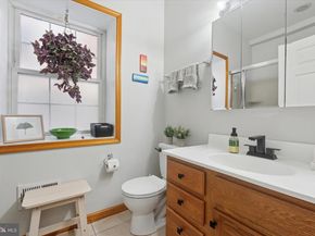 1522 Brown Street 1, Philadelphia PA 19130