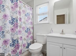 12 Pebble Drive, Horsham PA 19044