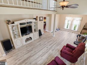 12 Pebble Drive, Horsham PA 19044
