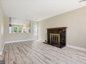 12 Pebble Drive, Horsham PA 19044