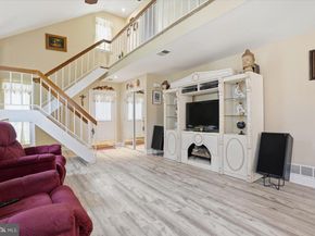 12 Pebble Drive, Horsham PA 19044
