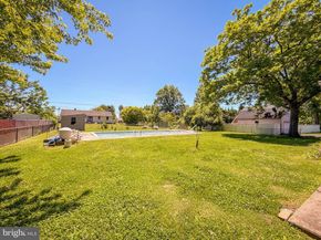 74 Meadow Lane, Richboro PA 18954