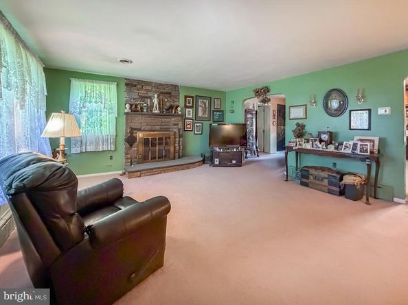 74 Meadow Lane, Richboro PA 18954