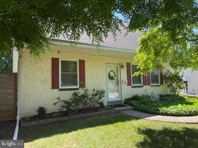 331 E Woodlyn Circle, Woodlyn PA 19094