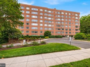 4200 Cathedral Avenue NW 901, Washington DC 20016