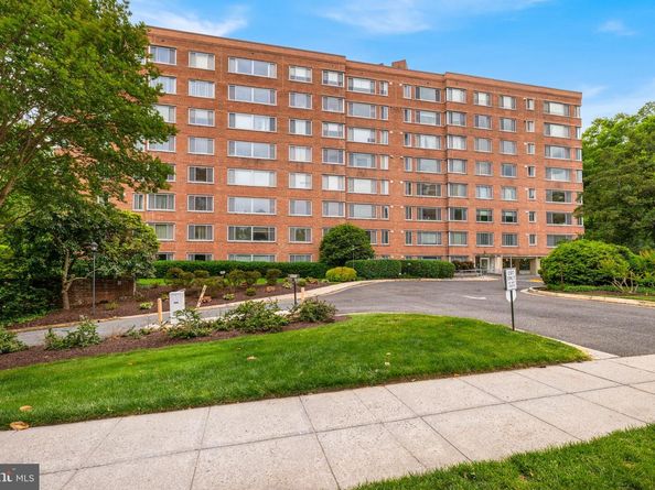 4200 Cathedral Avenue NW 901, Washington DC 20016