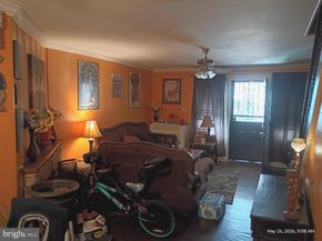 6830 N 7TH Street, Philadelphia PA 19126