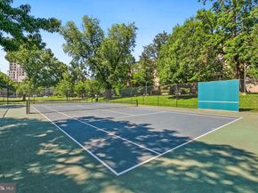 4970 Battery Lane 108, Bethesda MD 20814