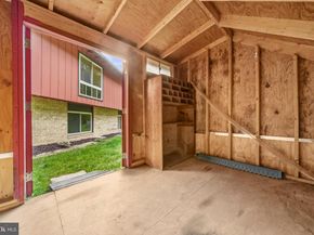 7802 Appledore Court, Falls Church VA 22043