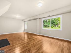 7802 Appledore Court, Falls Church VA 22043
