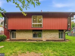 7802 Appledore Court, Falls Church VA 22043