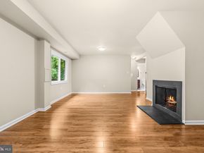 7802 Appledore Court, Falls Church VA 22043