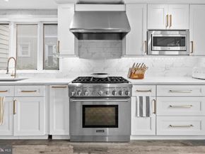 913 10TH Avenue, Prospect Park PA 19076