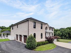 7112 Georgetown Pike, Mclean VA 22101