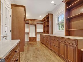 7112 Georgetown Pike, Mclean VA 22101