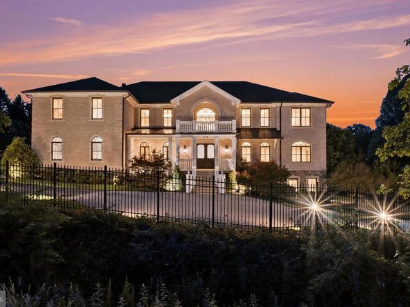 7112 Georgetown Pike, Mclean VA 22101