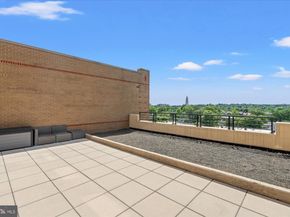 1111 Oronoco Street 441, Alexandria VA 22314
